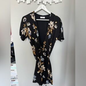 Aritzia Babaton Wallace Dress - S